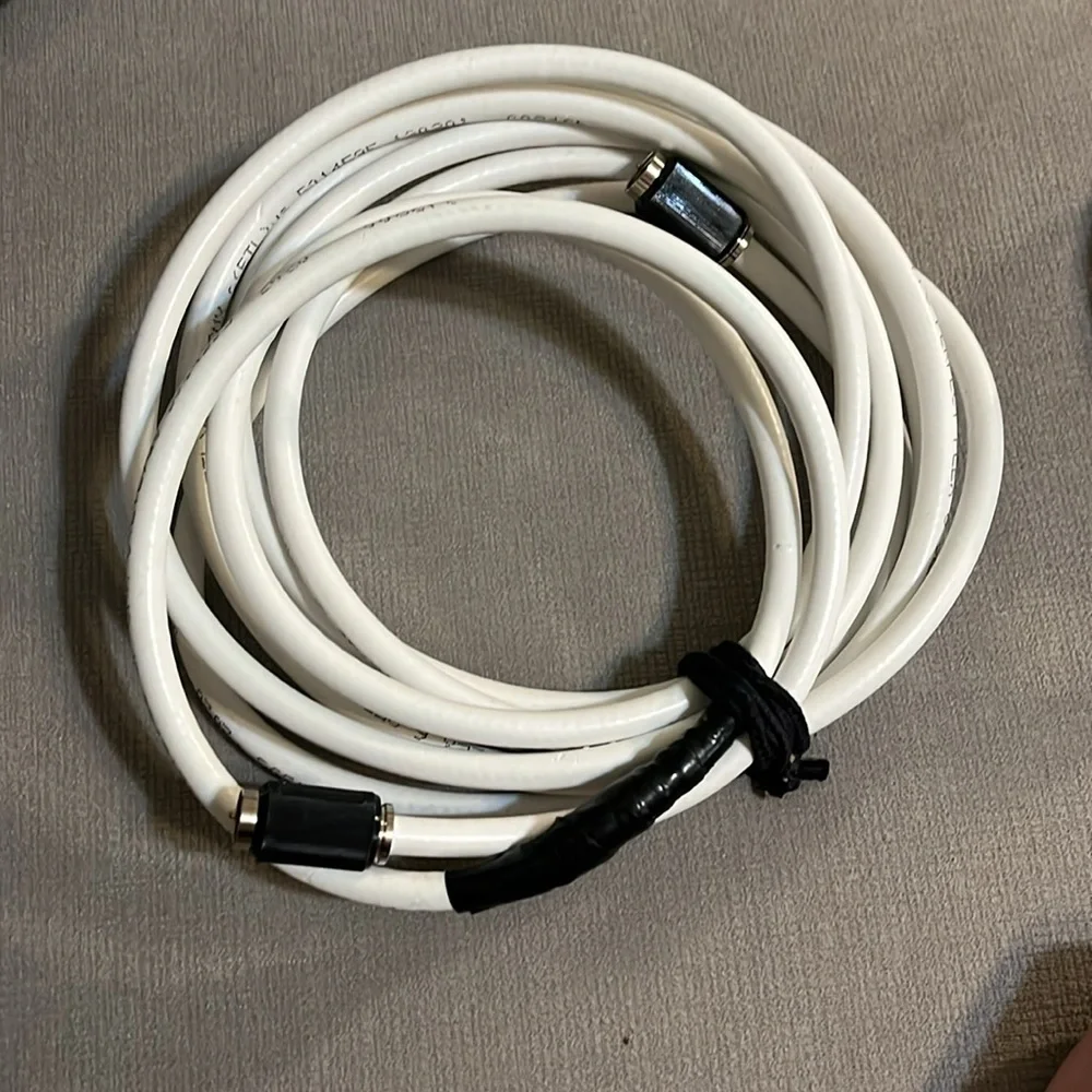 EUC - Coaxial Cable + HDMI Cable